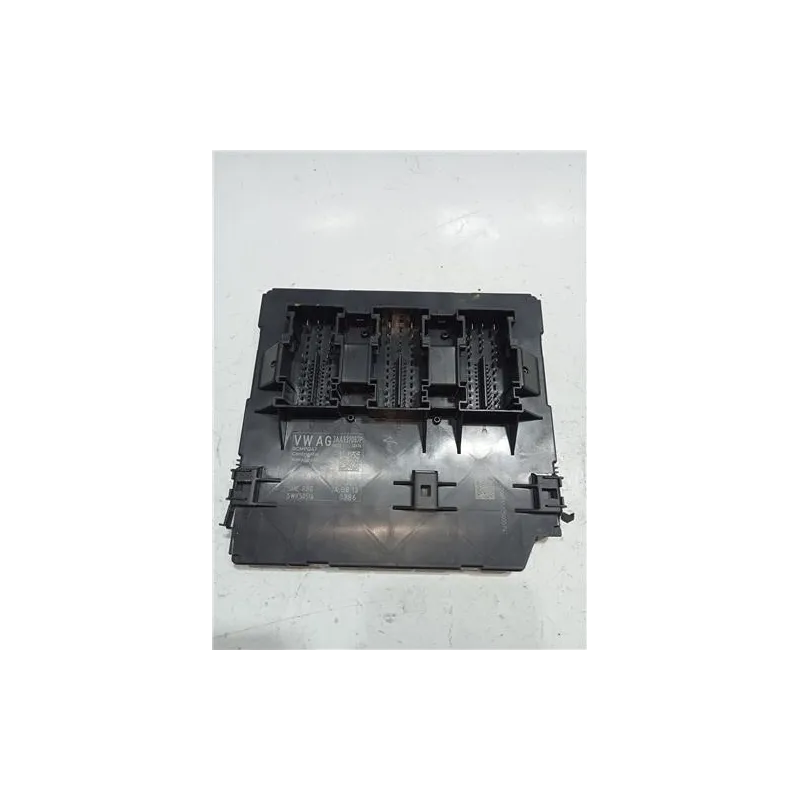 Recambio de caja fusibles/rele para volkswagen passat variant (365)(10.2010) referencia OEM IAM 3AA937087P  