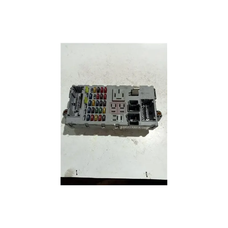 Recambio de caja fusibles/rele para fiat i doblo (119)(2001) 1.9 d (223axb1a) referencia OEM IAM 51735172NPL  