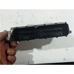 Recambio de centralita inyeccion para opel insignia berlina (2008) 2.0 cdti referencia OEM IAM E9155573539  