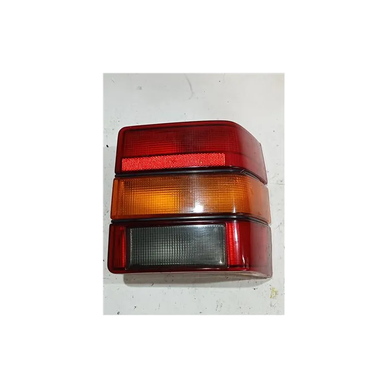 Recambio de piloto trasero derecho para seat ibiza (1985) 1.2 referencia OEM IAM 27608128D  