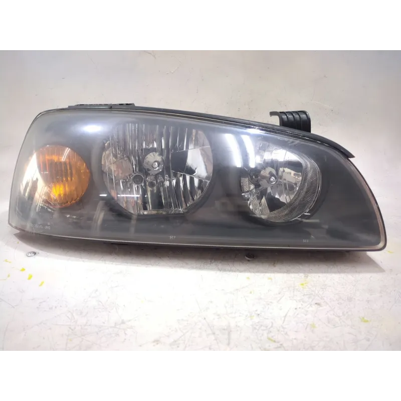 Recambio de faro delantero derecho para hyundai elantra iii (xd) 2.0 crdi referencia OEM IAM 921022DXXX  