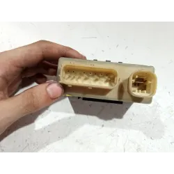 Recambio de caja precalentamiento para peugeot 308 i (4a_, 4c_) 1.6 hdi referencia OEM IAM 018010953  