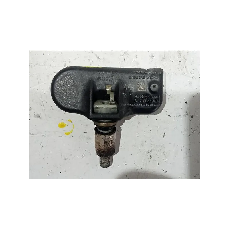 Recambio de sensor presion para peugeot 407 hdi 135 referencia OEM IAM S120123004E  