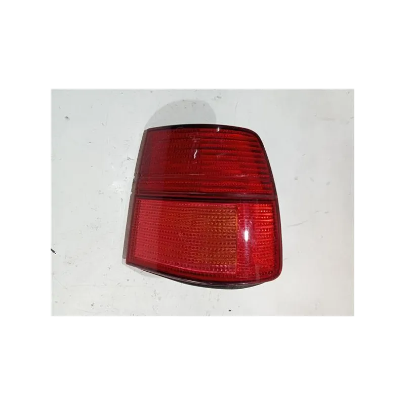 Recambio de piloto trasero derecho para seat toledo (1l)(09.1991) 1.6 i referencia OEM IAM 1L0945112E  