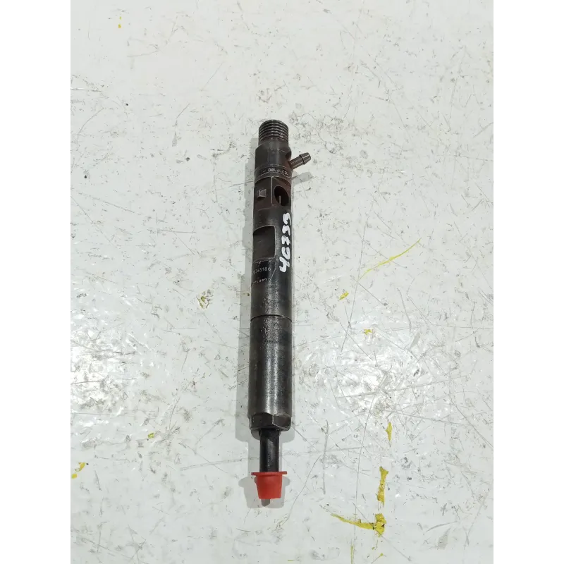 Recambio de inyector para renault megane ii (bm0/1_, cm0/1_) 1.5 dci referencia OEM IAM 8200365186  