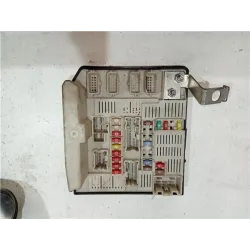 Recambio de caja fusibles/rele para renault megane ii berlina 3p (10.2002) 1.5 dynamique [1,5 ltr. - 78 kw dci diesel] referenci