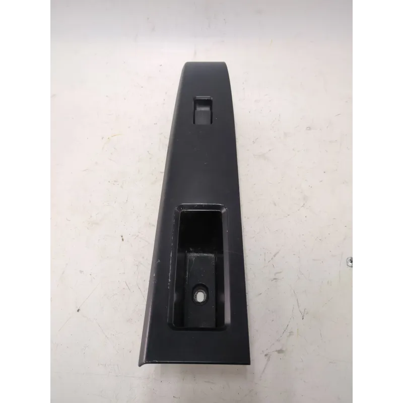 Recambio de botonera puerta delantera derecha para mazda 5 (cr) 2.0 cd (cr19) referencia OEM IAM CC65684L1  