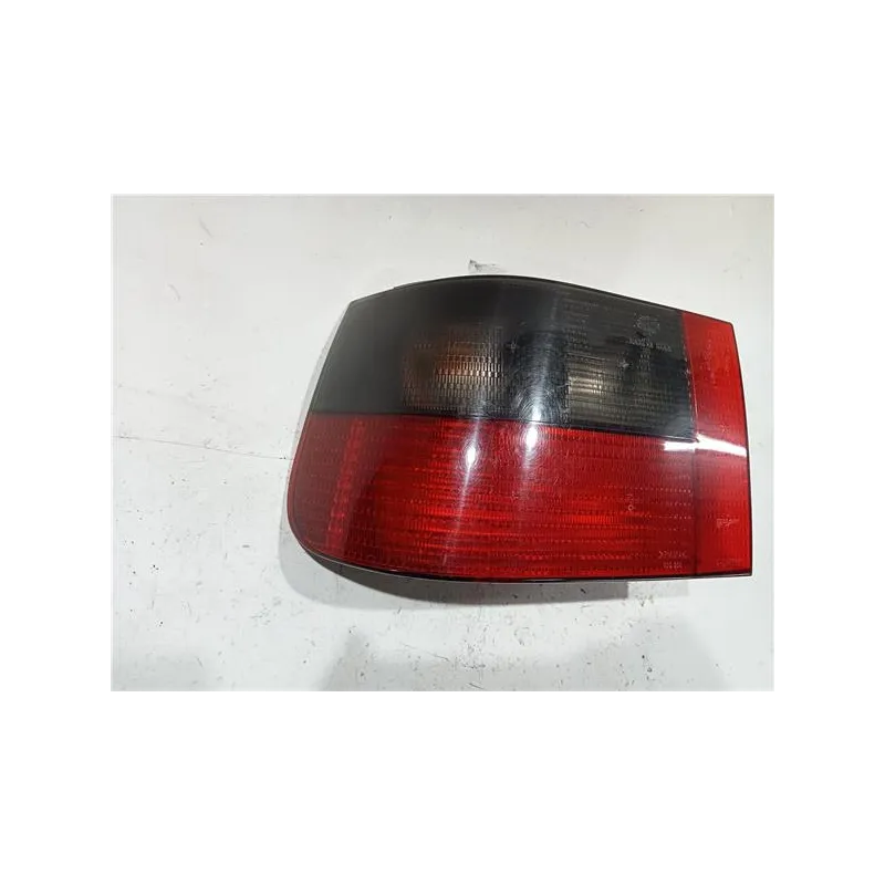 Recambio de piloto trasero izquierdo para seat ibiza (6k1)(1993) 1.4 i referencia OEM IAM A2810881  