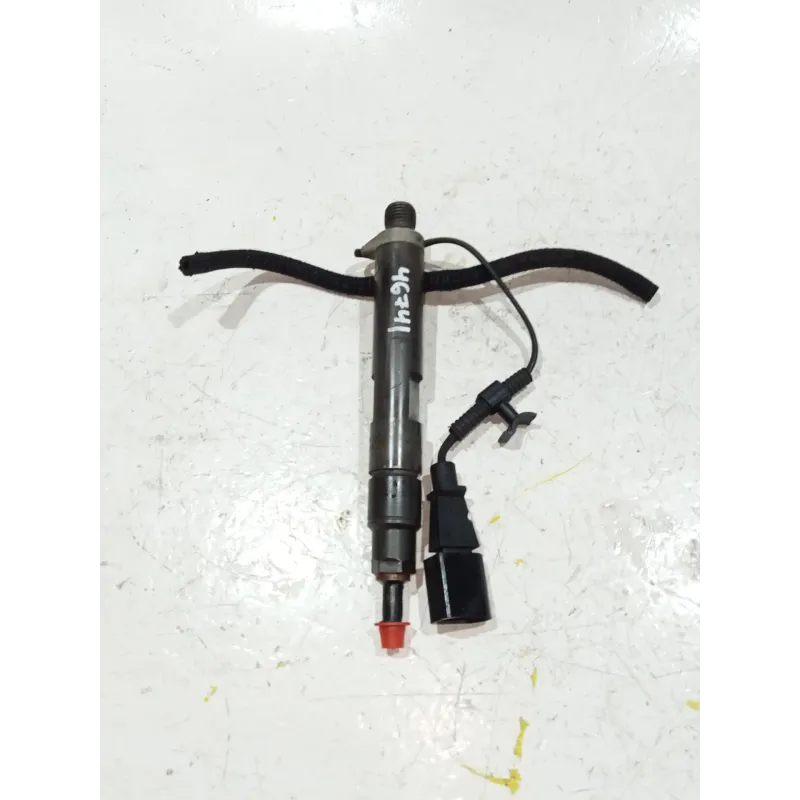 Recambio de inyector para seat leon (1m1)(11.1999) tdi referencia OEM IAM 038130202E  
