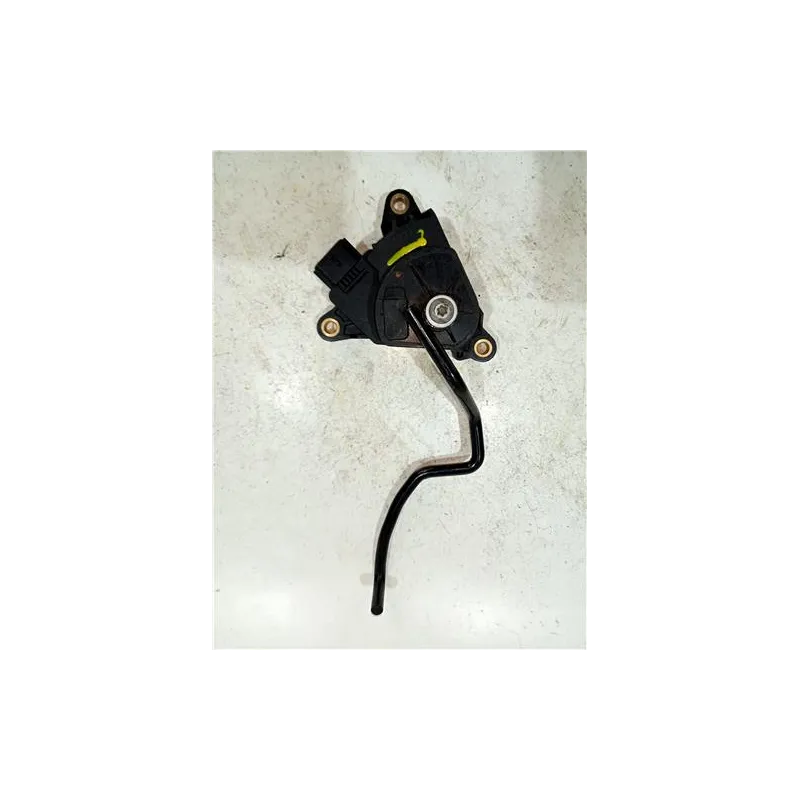 Recambio de potenciometro pedal gas para renault clio iii (2005) 1.1 75 cv referencia OEM IAM 8200297342A  