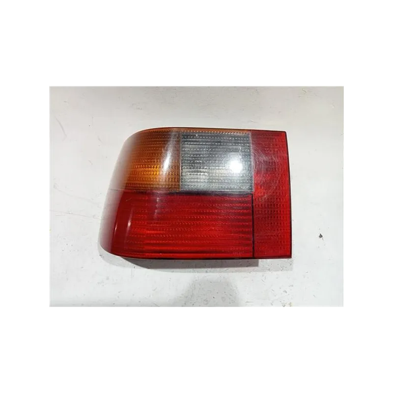Recambio de piloto trasero izquierdo para seat ibiza (6k1)(1993) 1.4 i referencia OEM IAM A2810881  