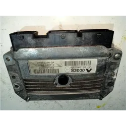 Recambio de centralita inyeccion para renault megane ii classic berlina (2003) referencia OEM IAM 8200321263  