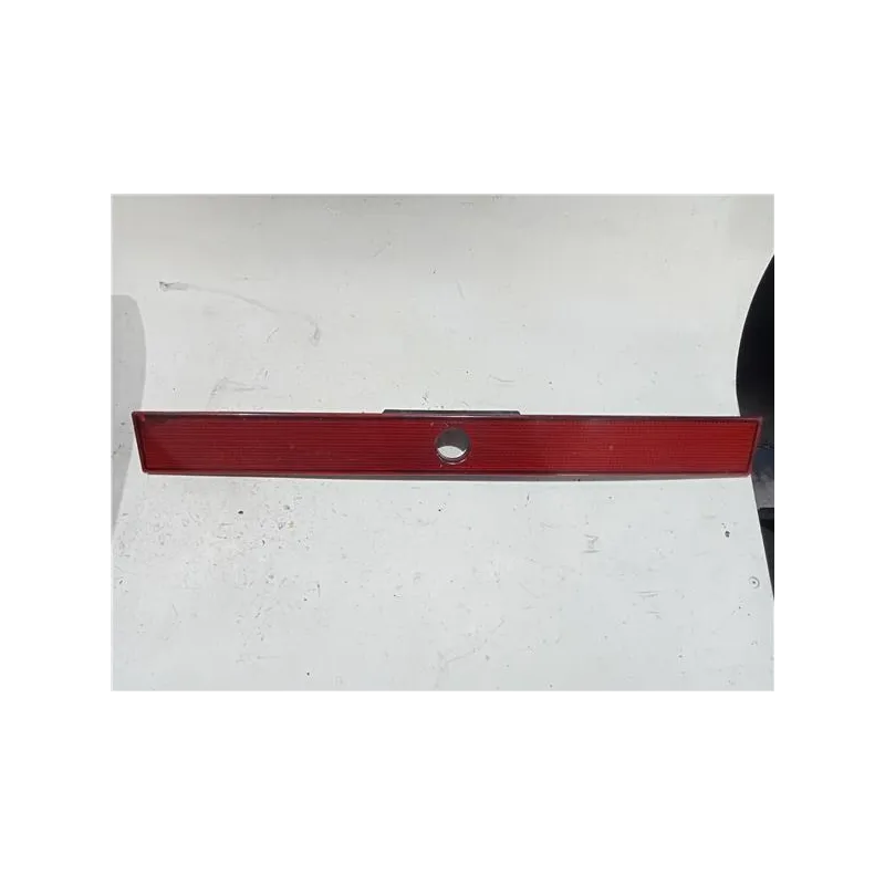 Recambio de piloto trasero central para seat toledo (1l)(09.1991) 1.6 i referencia OEM IAM 96155800  