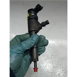 Recambio de inyector para peugeot 206 (1998) 1.4 hdi eco 70 referencia OEM IAM 0445110075  