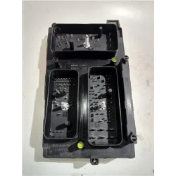 Recambio de caja fusibles/rele para opel astra h berlina (2004) 1.6 referencia OEM IAM 13181658  