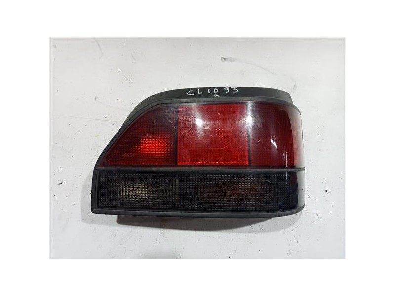 Recambio de piloto trasero derecho para renault clio i fase i / ii (b/c57)(01.1991) 1.2 (b/c/s57a, b/c57s, 5/357f, 5/357j, 5/357