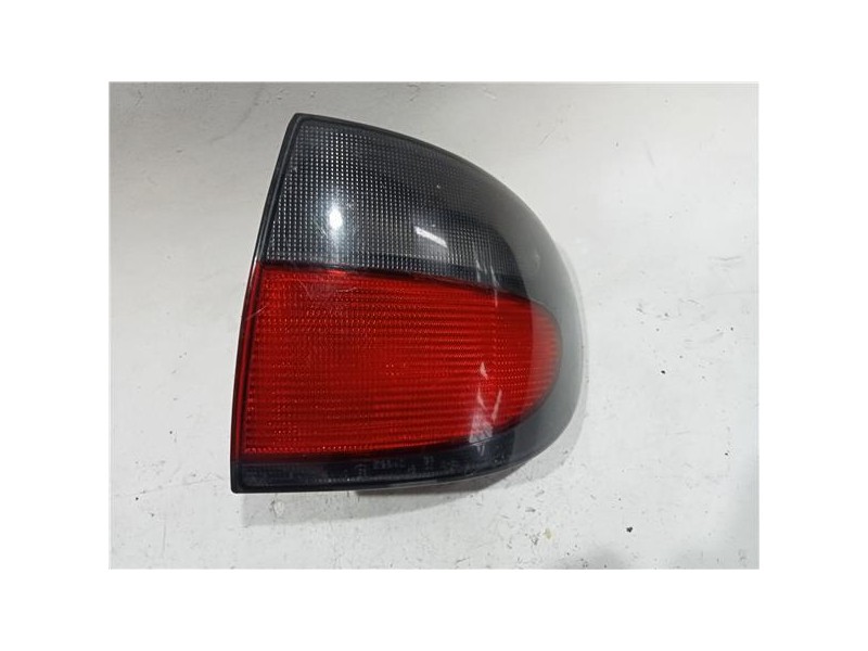 Recambio de piloto trasero derecho para renault megane i classic (la0)(1996) 1.9 d (la0a, la0u) referencia OEM IAM 37380999  
