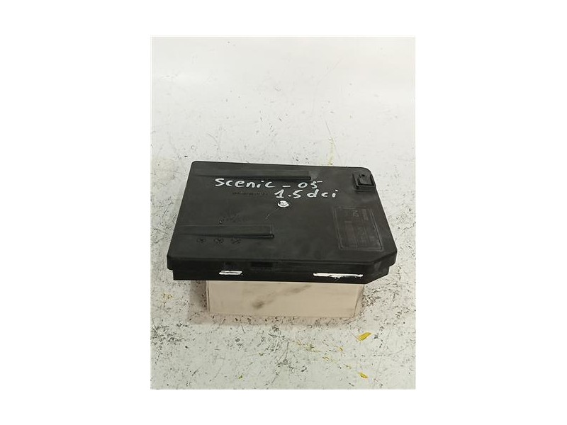 Recambio de caja fusibles/rele para renault scenic ii (jm)(2003) 1.9 dci (jm12, jm0g) referencia OEM IAM 8200481866F  