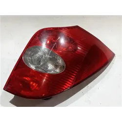 Recambio de piloto trasero derecho para renault laguna ii grandtour (kg0)(2001) 1.9 dci (kg1v) referencia OEM IAM 8200002472  