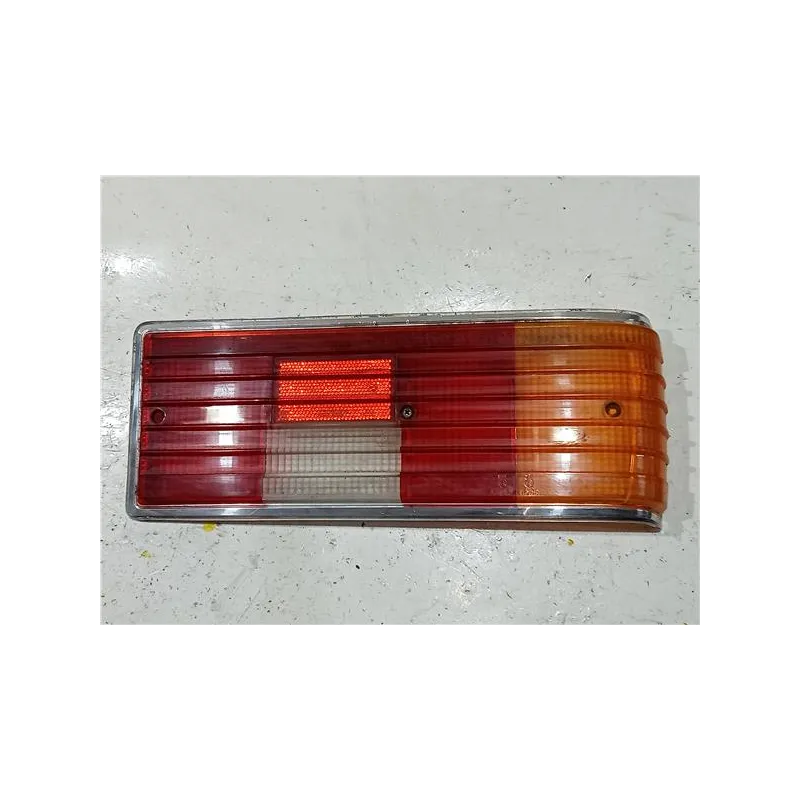 Recambio de piloto trasero derecho para chrysler 150 s 1.6 gasolina referencia OEM IAM CHRYSLER 150 TULIPA PILOTO  