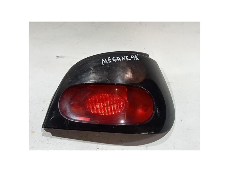 Recambio de piloto trasero derecho para renault megane i berl./ berl. con portón (ba0)(08.1995) 1.4e rl [1,4 ltr. - 55 kw] refer