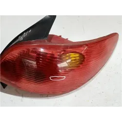 Recambio de piloto trasero derecho para peugeot 206 (1998) 1.4 hdi eco 70 referencia OEM IAM PILOTO TRASERO  