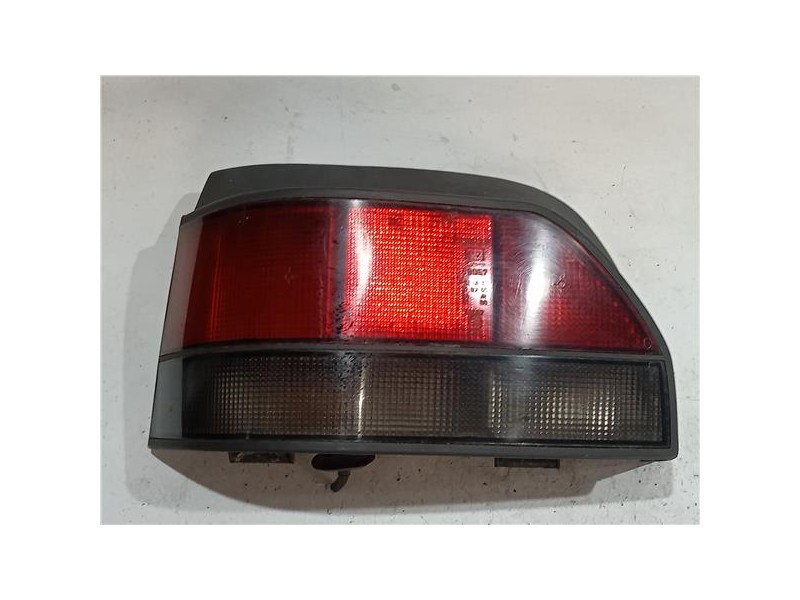 Recambio de piloto trasero izquierdo para renault clio i fase i / ii (b/c57)(01.1991) 1.2 (b/c/s57a, b/c57s, 5/357f, 5/357j, 5/3