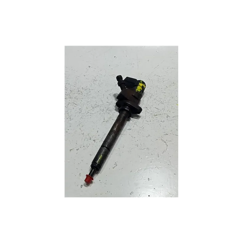 Recambio de inyector para peugeot 407 hdi 135 referencia OEM IAM 5WS40156Z  