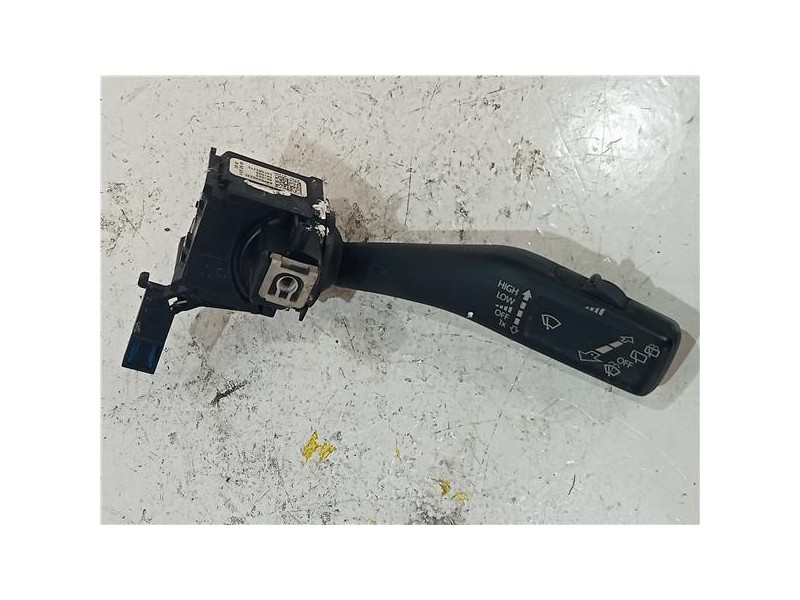 Recambio de mando multifuncion para skoda octavia berlina (1z3)(2008) 1.6 active plus [1,6 ltr. - 77 kw tdi dpf] referencia OEM 