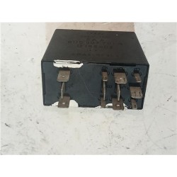 Recambio de caja reles para audi a4 avant (8e)(2001) 1.9 tdi quattro (96kw) [1,9 ltr. - 96 kw tdi] referencia OEM IAM 8D0907701A