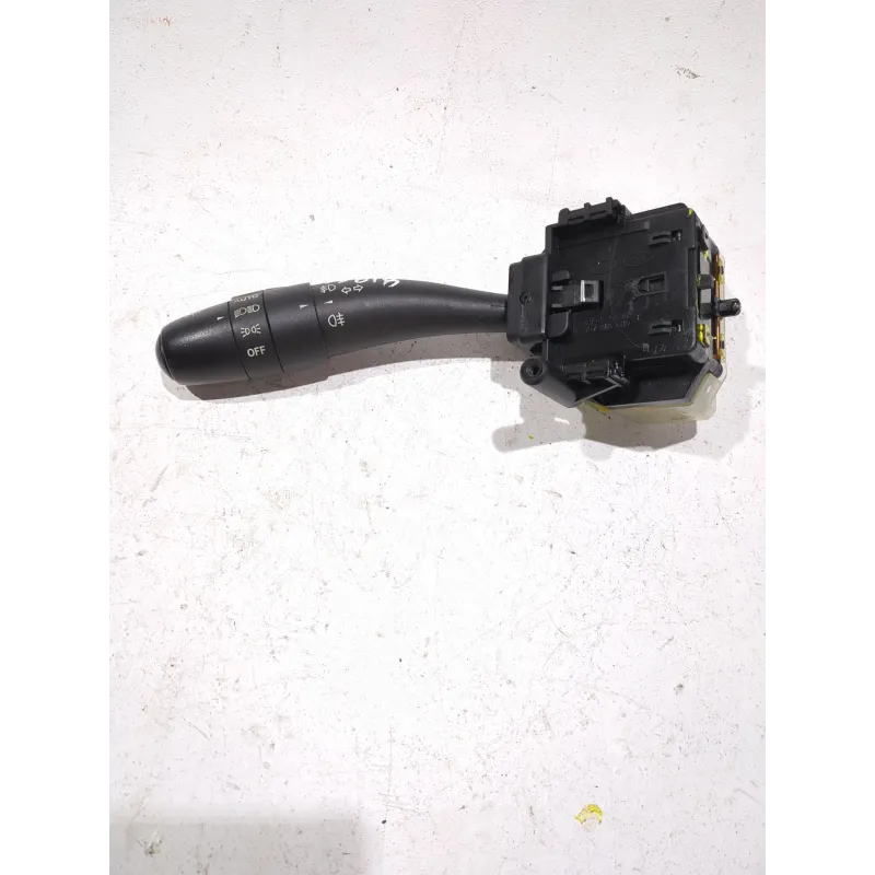 Recambio de mando intermitentes para kia cee´d hatchback (ed) 1.6 crdi 115 referencia OEM IAM 934101H400  