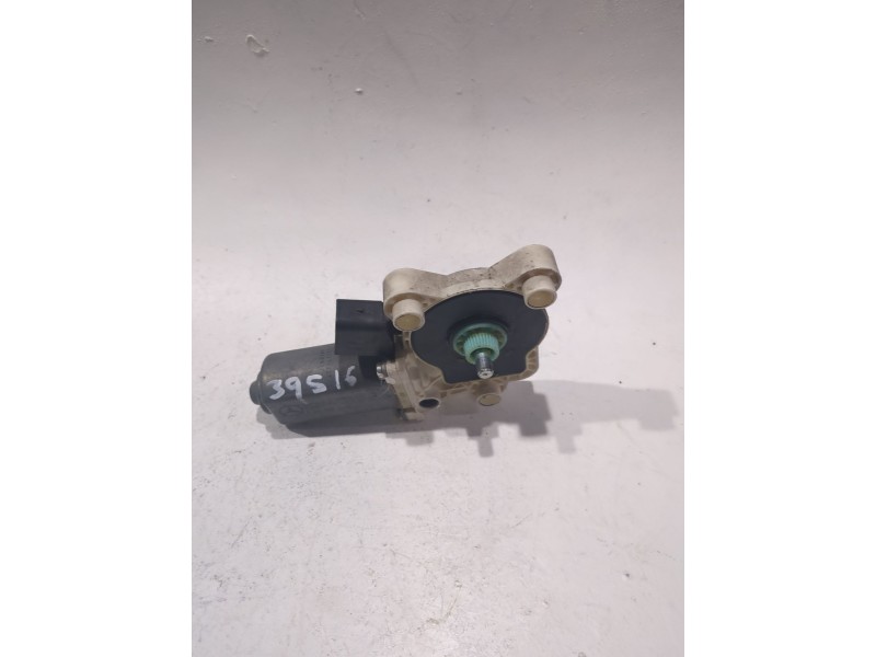 Recambio de motor elevalunas delantero izquierdo para mercedes-benz clase c (bm 203) berlina (02.2000) 2.2 220 cdi (203.006) [2,