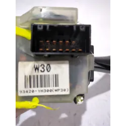 Recambio de mando limpiaparabrisas para kia cee´d hatchback (ed) 1.6 crdi 115 referencia OEM IAM 934201H300  