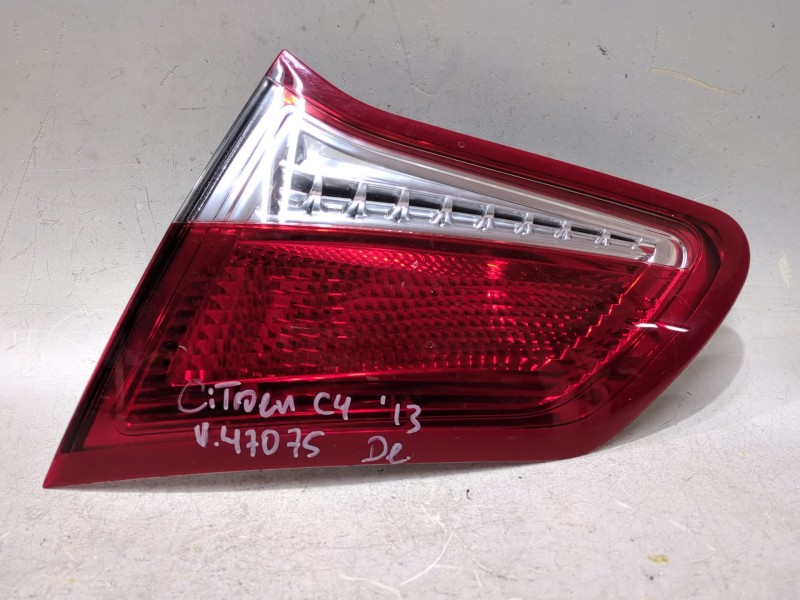 Recambio de piloto porton trasero derecho para citroën c4 ii (nc_) 1.6 hdi 115 referencia OEM IAM 28734G 967215548001  