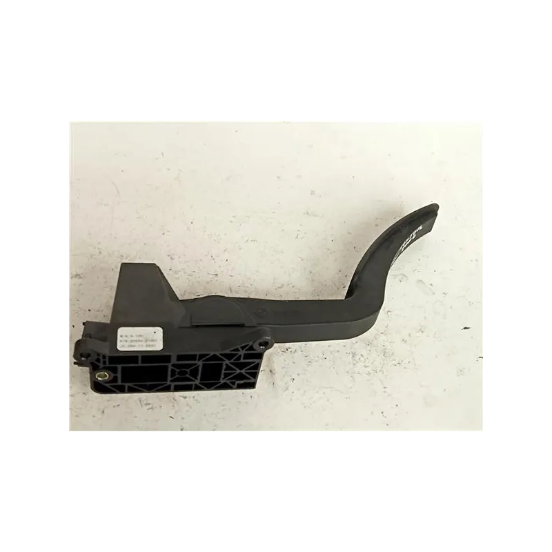 Recambio de potenciometro pedal gas para ssangyong rexton (04.2003) 2.7 xdi referencia OEM IAM 2055021001  
