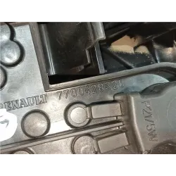 Recambio de piloto trasero izquierdo para renault megane i fase 2 berlina (ba0)(1999) referencia OEM IAM 7700428320  