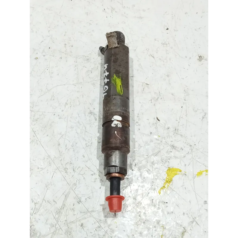 Recambio de inyector para volkswagen golf iii (1h1) 1.9 tdi referencia OEM IAM 028130201G  