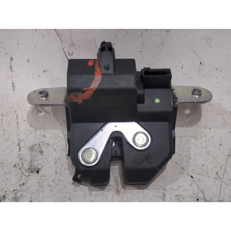 Recambio de cerradura porton para opel astra k (b16) 1.6 cdti (68) referencia OEM IAM A102523  