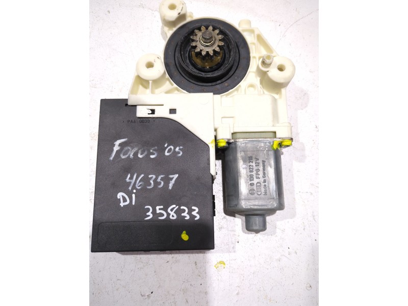 Recambio de motor elevalunas delantero izquierdo para ford focus ii sedán (db_, fch, dh) 2.0 tdci referencia OEM IAM 5WK11570K  
