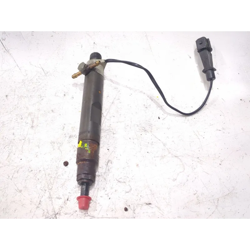 Recambio de inyector para volkswagen passat b5 (3b2) 1.9 tdi referencia OEM IAM 028130201S  