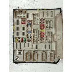 Recambio de caja fusibles/rele para renault scenic ii (jm)(2003) 1.9 dci (jm12, jm0g) referencia OEM IAM 8200481866F  