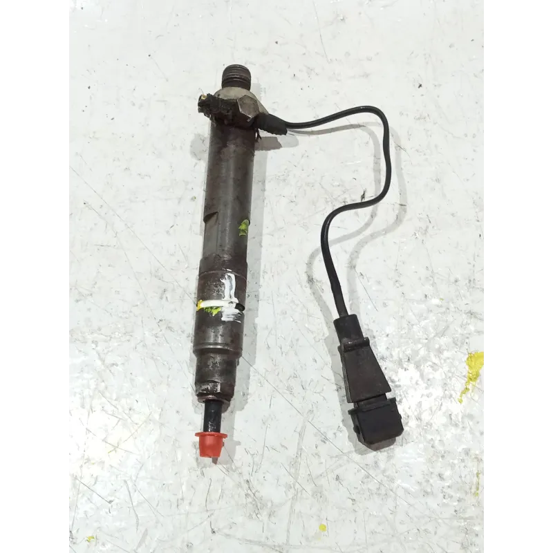 Recambio de inyector para volkswagen golf iii (1h1) 1.9 tdi referencia OEM IAM 028130201J  