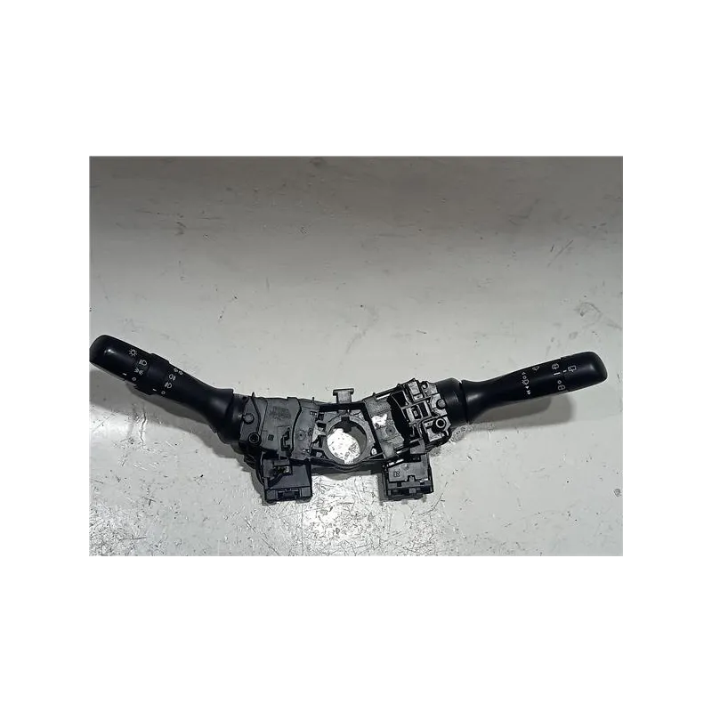 Recambio de mando multifuncion para toyota yaris (ksp1/nlp1/nsp1)(2011) referencia OEM IAM 17F001 0D081 17F572 J52  