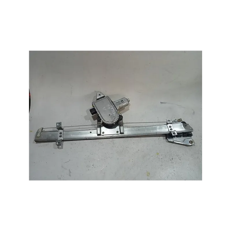 Recambio de elevalunas electrico delantero derecho para mitsubishi pajero 2.5 td referencia OEM IAM MN117078  