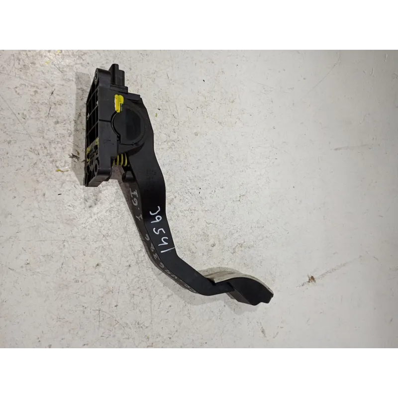 Recambio de potenciometro pedal gas para peugeot 206 cc cabrio-coupé (2001) 1.6 16v referencia OEM IAM 0280752258  