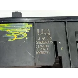 Recambio de caja fusibles/rele para opel vectra c berlina (2002) 2.2 dti 16v referencia OEM IAM 460023260  