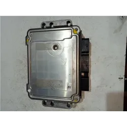 Recambio de centralita inyeccion para peugeot 407 hdi 135 referencia OEM IAM 0281013872 EDC16C34  