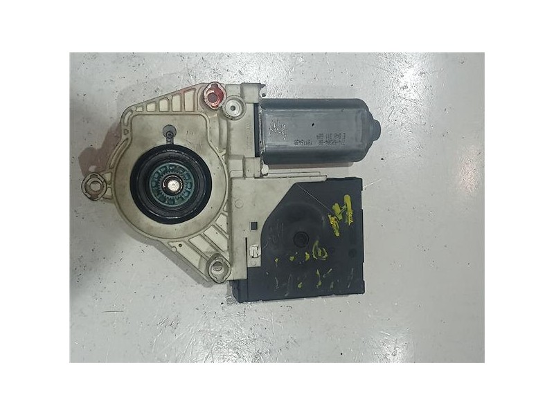 Recambio de motor elevalunas delantero derecho para seat leon (1p1)(05.2005) tdi 16v referencia OEM IAM 1K0959792M F005S00295  