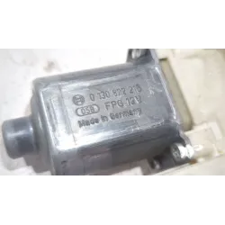 Recambio de motor elevalunas delantero derecho para ford focus iii 1.6 tdci referencia OEM IAM 0130822216  