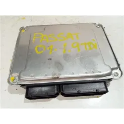 Recambio de centralita inyeccion para volkswagen passat berlina (3b3)(2000) 1.9 tdi referencia OEM IAM 038906019KD  